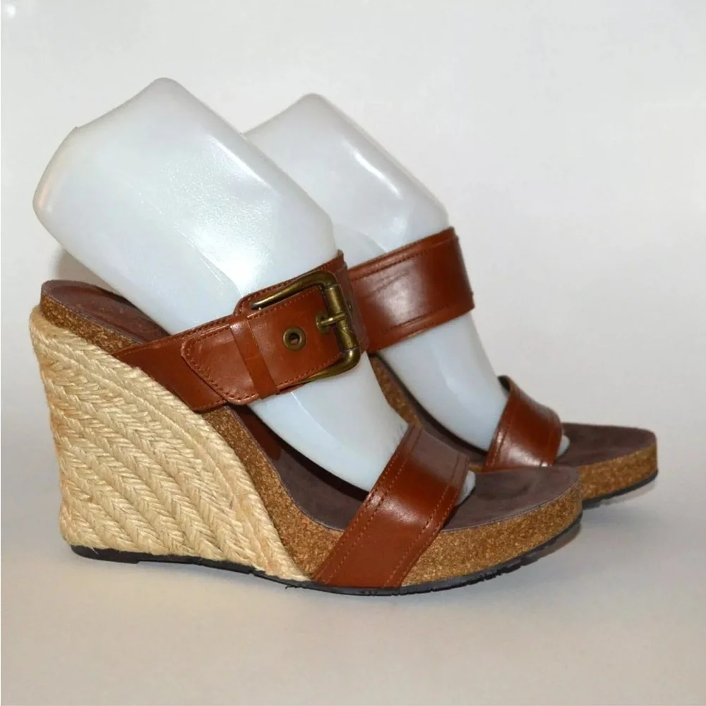 NWOT Donald J Pliner Brown Wedge Sandals